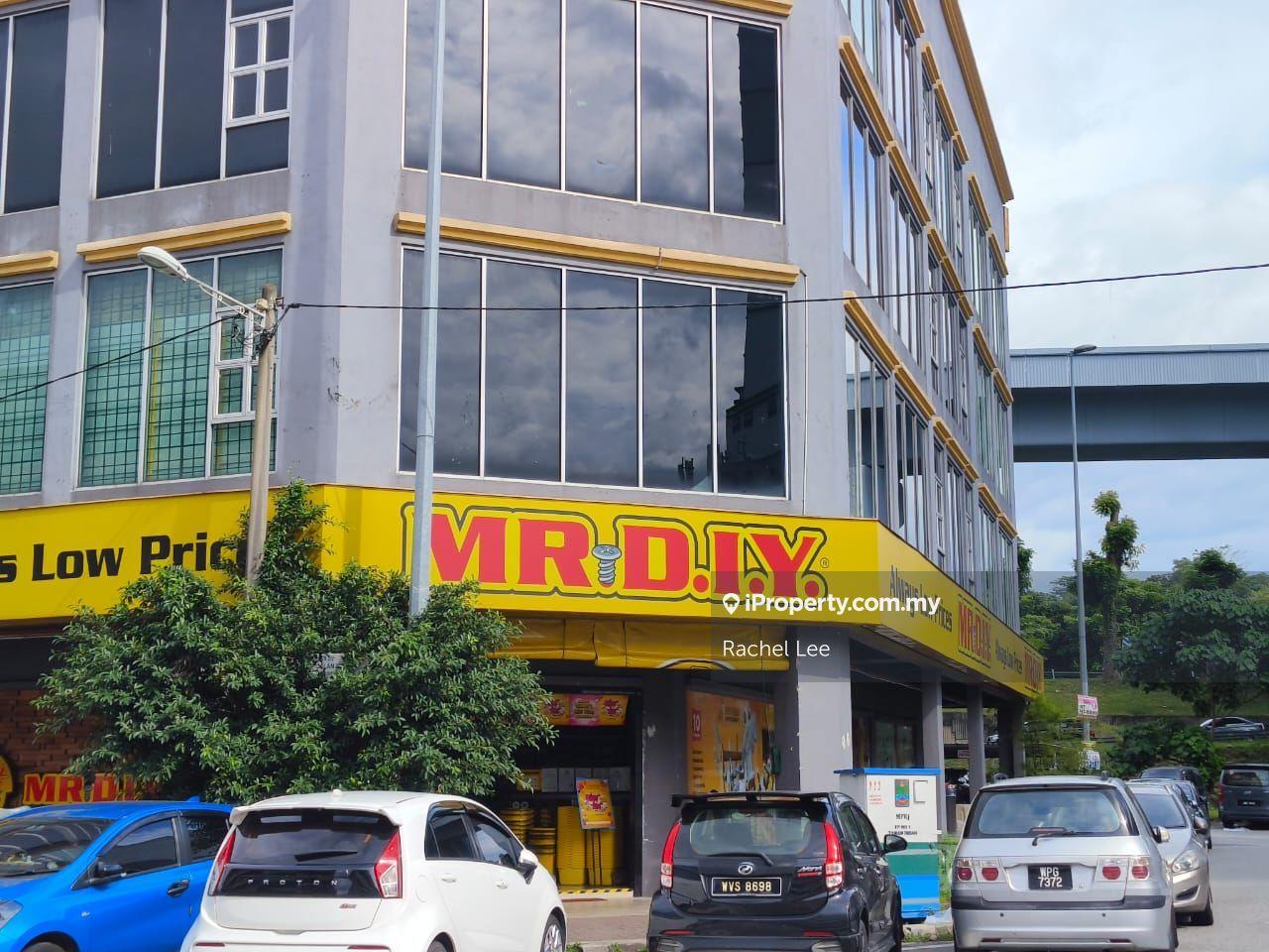 3 Storey Corner Shop - Office For Sale @ Pusat Perniagaan Cheras Maju
