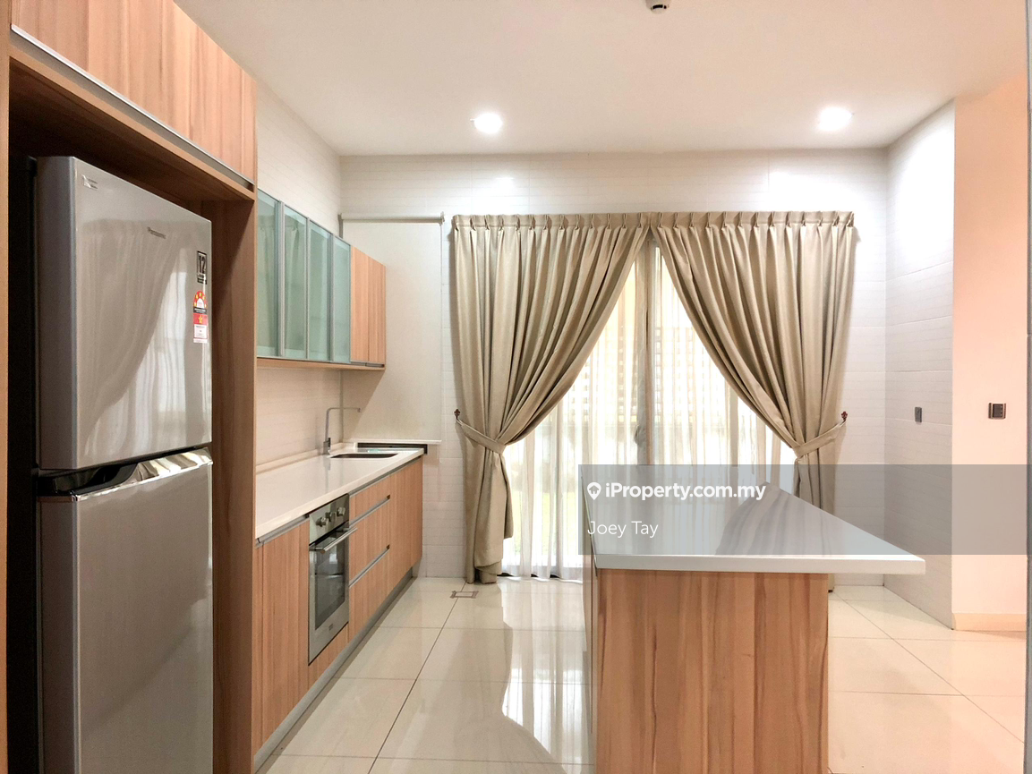 East Ledang Twin villa with 6 bedroom