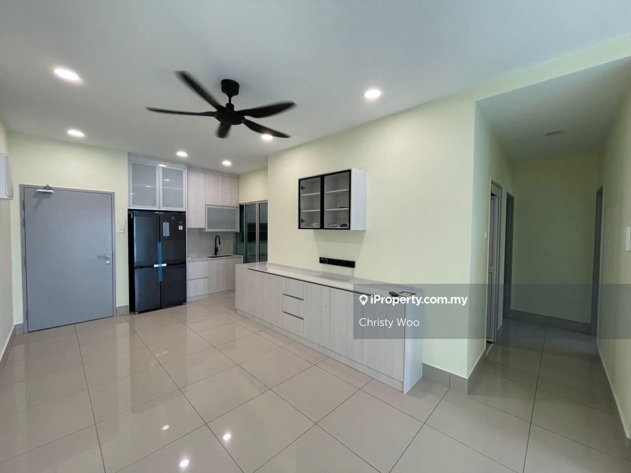 Razak City 2 Rooms Partly Furnished For Sale