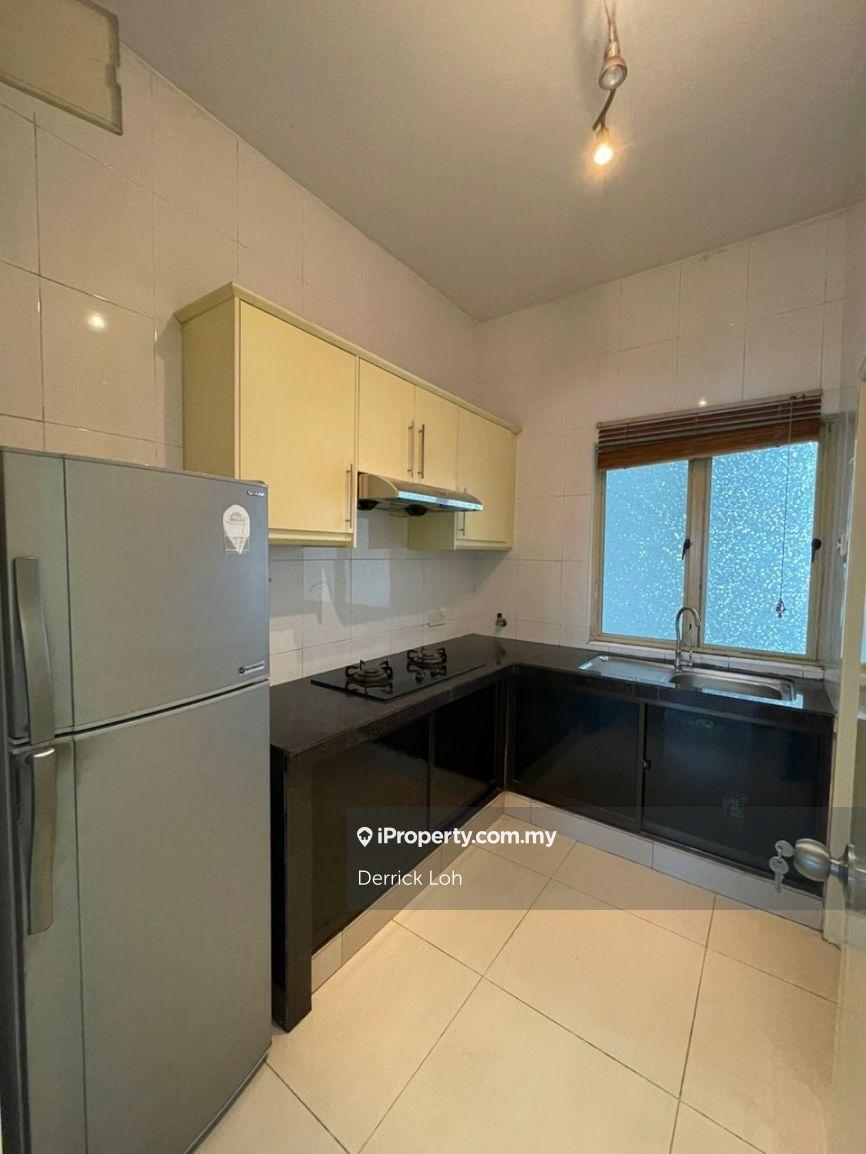East Lake Residence, Serdang perdana seri kembangan