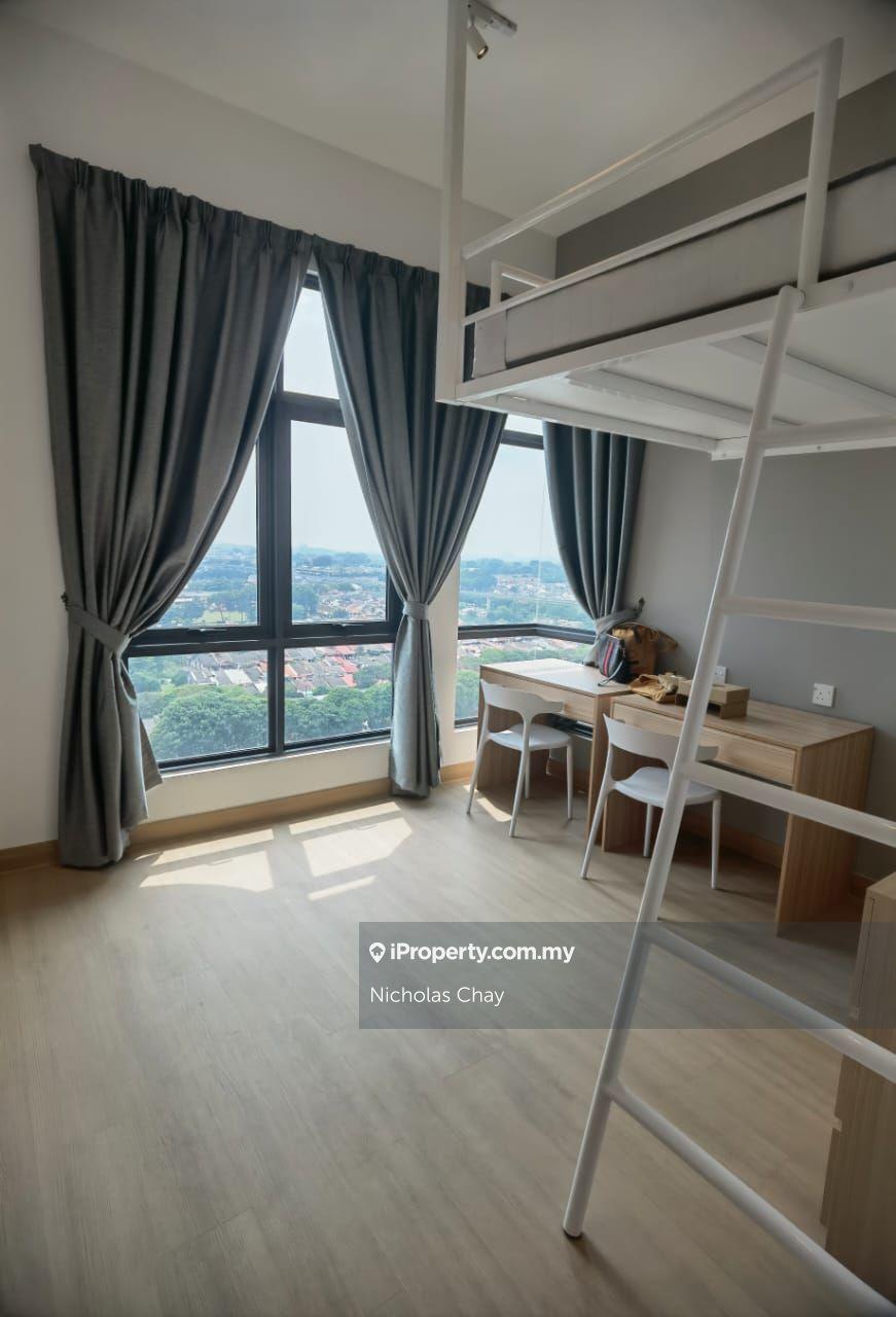 Serviced residence for Rent Master Room