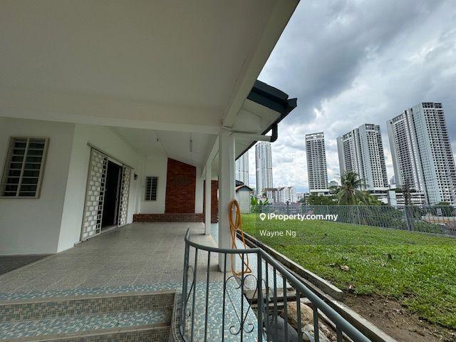 Bungalow house corner single storey taman desa old klang road