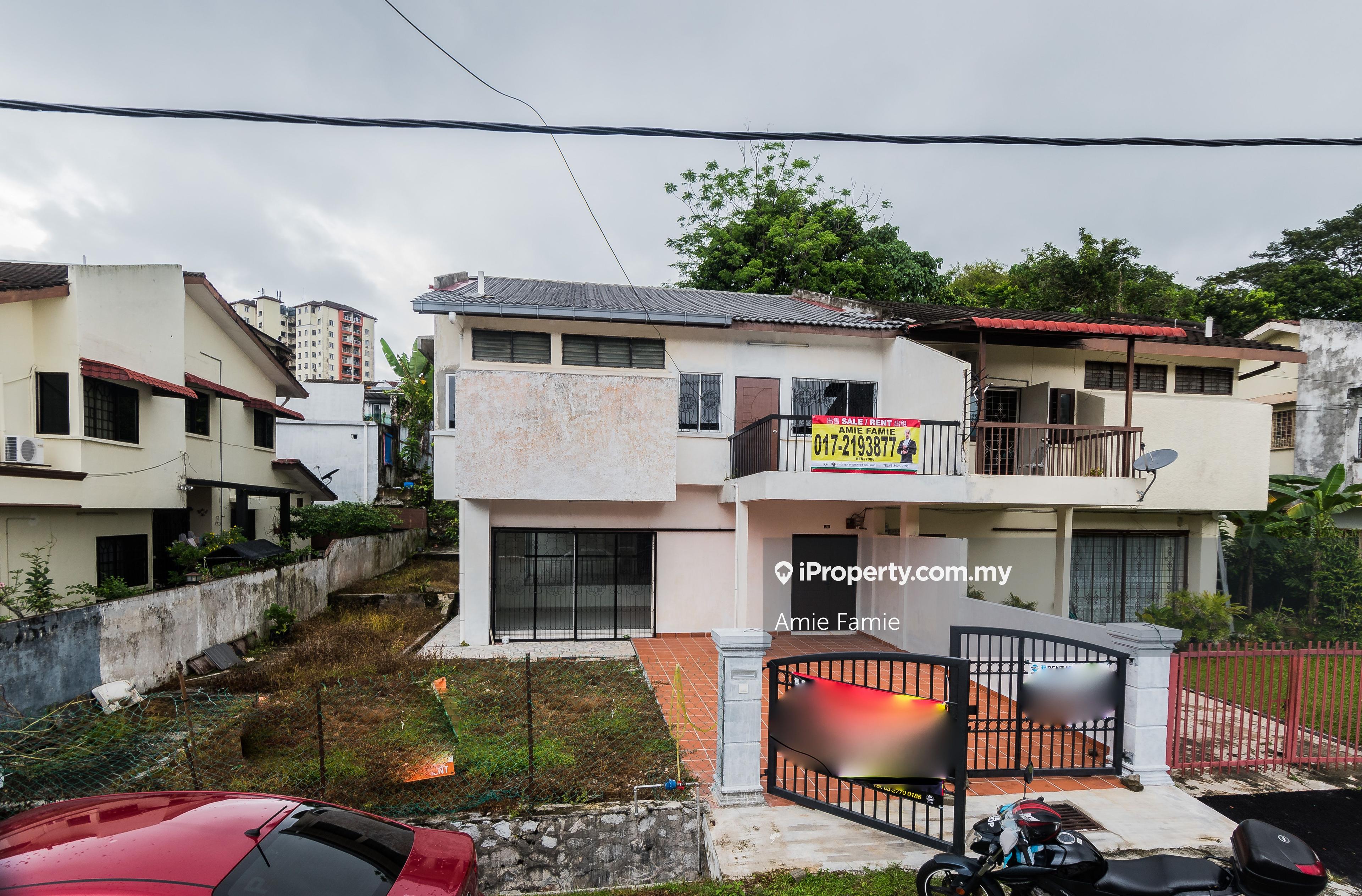 Semi D 2 Storey Partially Furnished Taman Koop Cuepecs Cheras