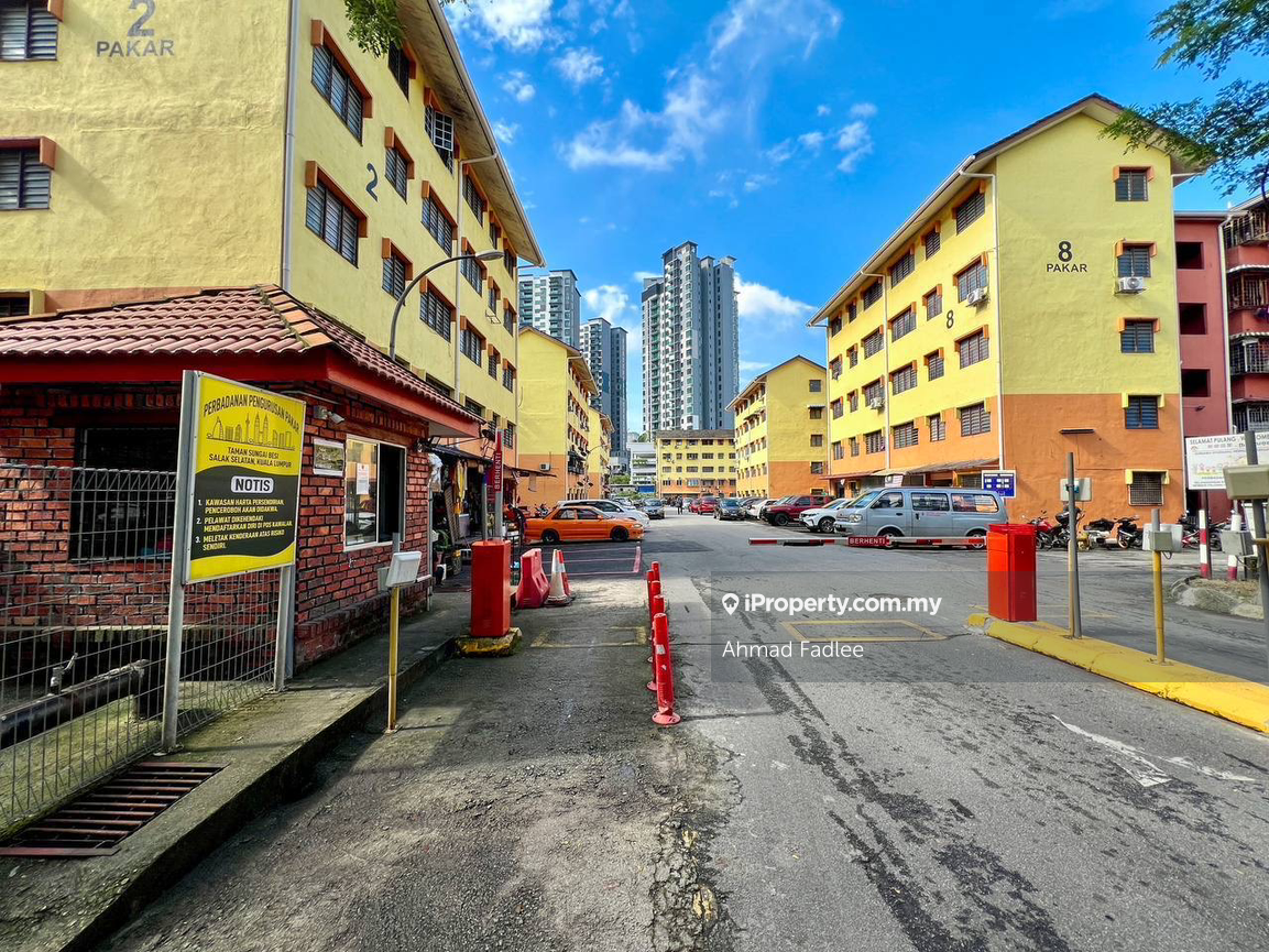 Ground Floor Flat Taman Sungai Besi, Kuala Lumpur