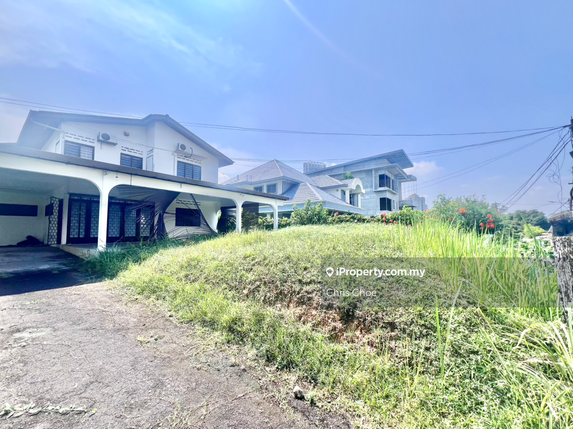 Superb value Bungalow at prime location gated and guarded