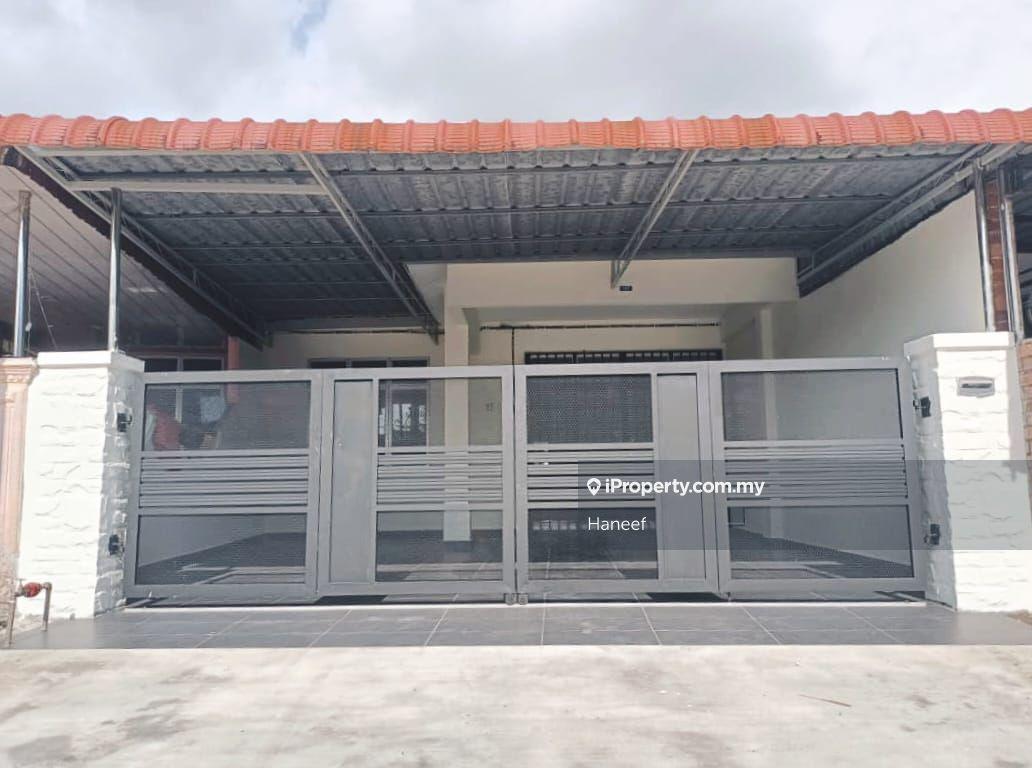 Nice House In Bandar Amanjaya, Sungai Petani (Fully Renovated)