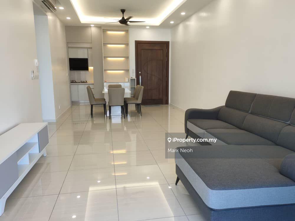 Move In Condition - Prime Location - 2 Carpark