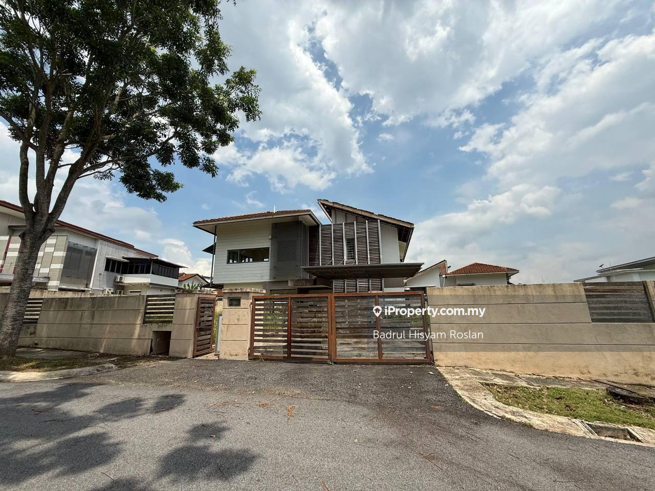 Freehold Guarded 11170ft 2 Storey Bungalow Banyan Close Bangi