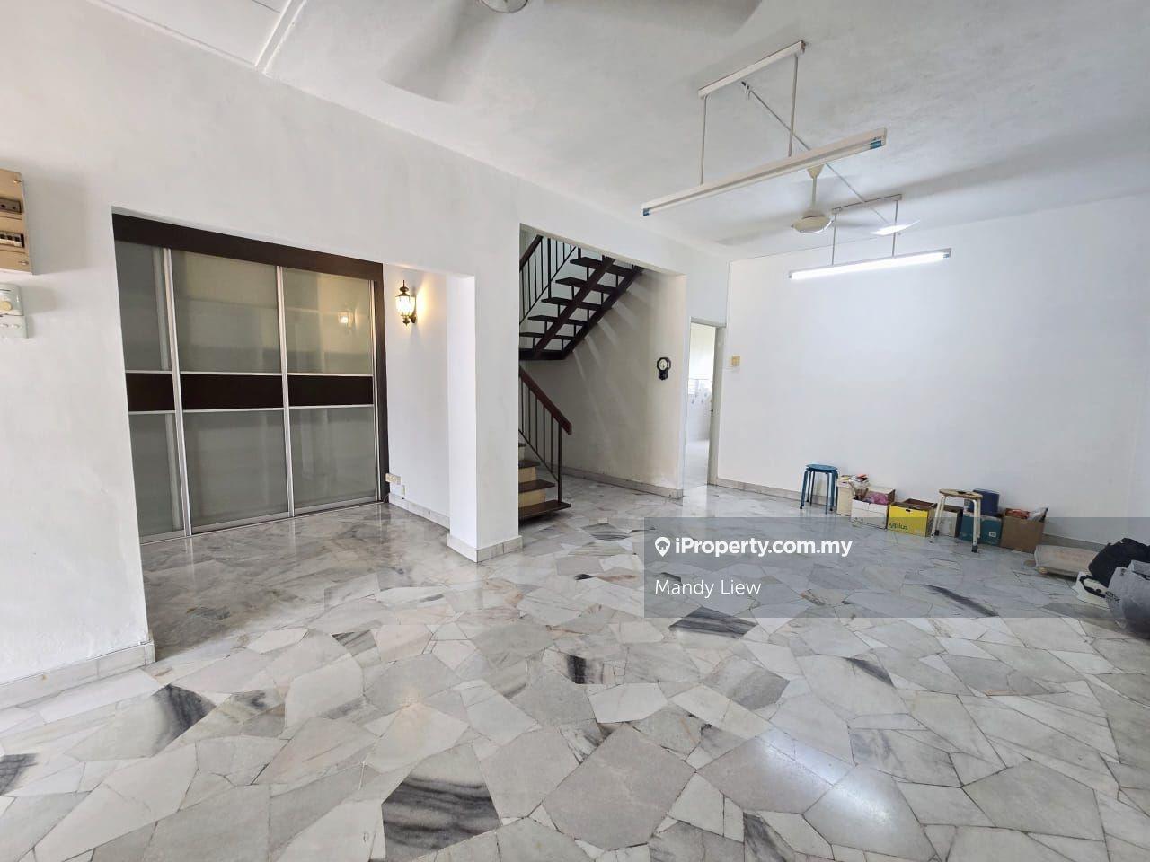 Good Deal ! Actual unit Taman Bukit Maluri Kepong , Good location!