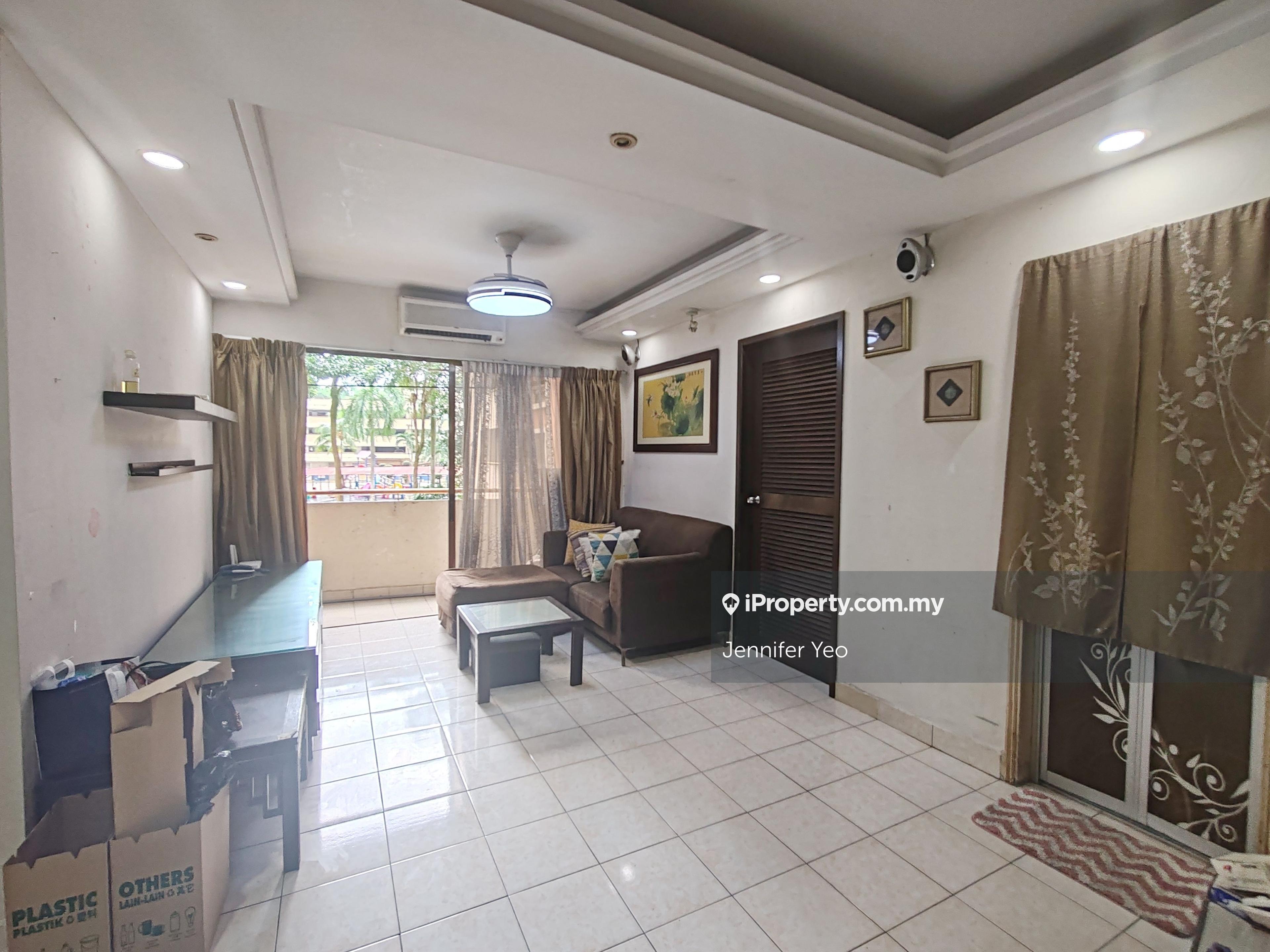 Palm Spring Condo @ Kota Damansara for rent.