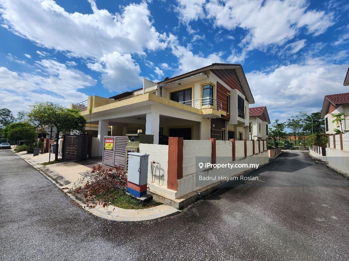Renovated End Lot Terrace House Nada Alam Pajam Nilai