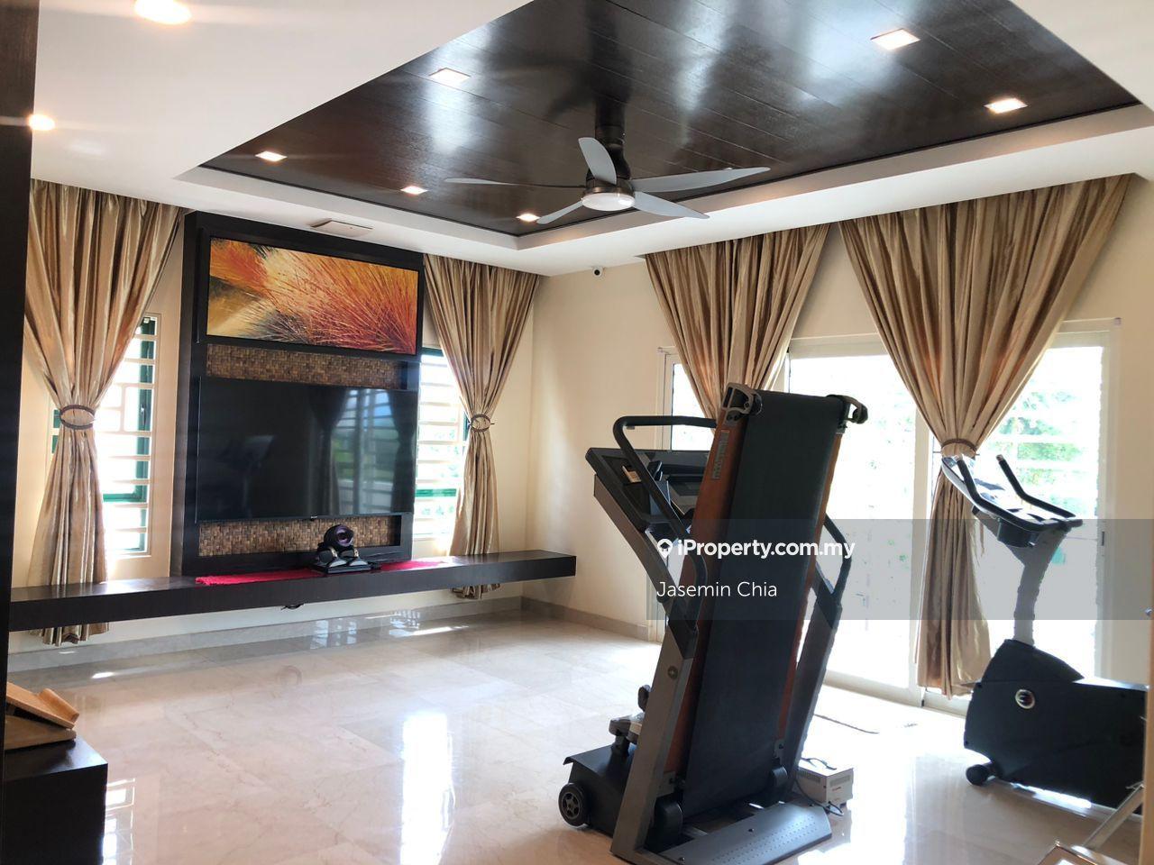 Renovated 3sty Semi-D at Jalan Ipoh for sale