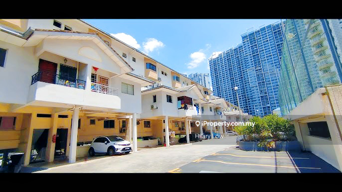For Sale : Sri Lata. Townhouse. Desa Petaling. Kuala Lumpur