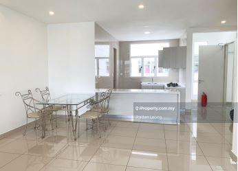 Nice Unit Higher Floor To Sale 
