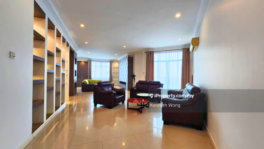 Desa Pines Penthouse for Sale