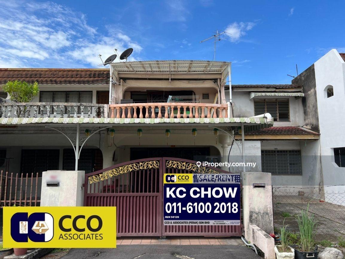 Pengkalan Desa Pakatan Double Stprey House For Sale