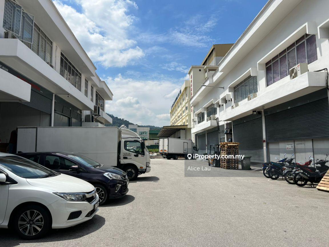 Factory At Tmn Selayang 
