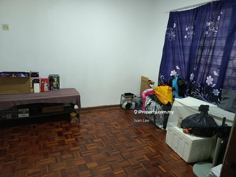 Seksyen 2 Wangsa Maju Flat Below Market 3 Rooms Walk to Lrt Walkup Apt