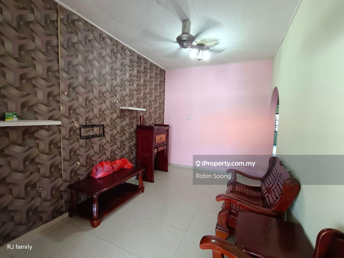 1 Storey Terrace in Duyong