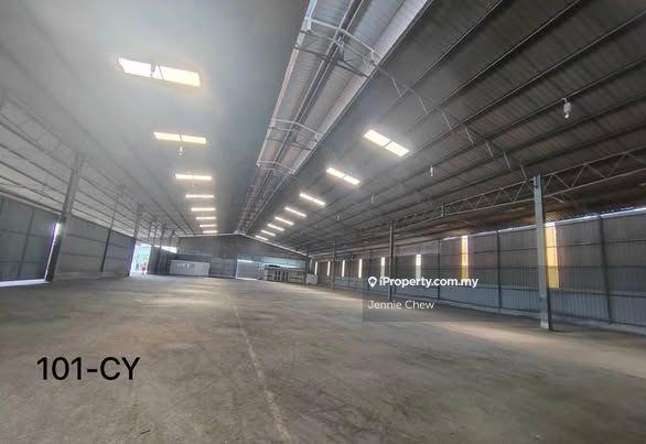 Cheaper Meru Klang shared detached warehouse with 400amp ready rent