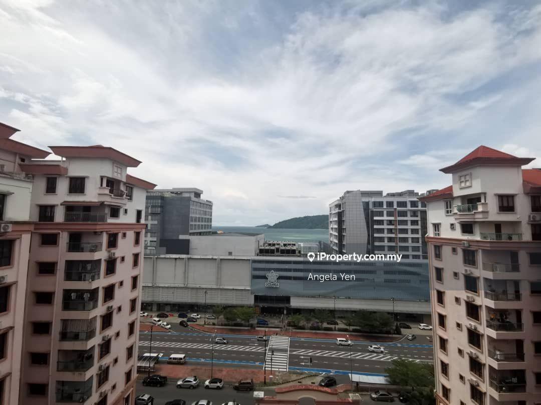 Marina Court Penthouse, Below market price, Seaview and City view