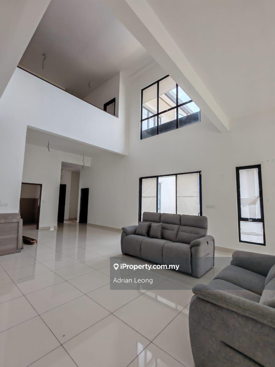 Brand New Semi Detached unit! 5000 land size! double ceiling height!