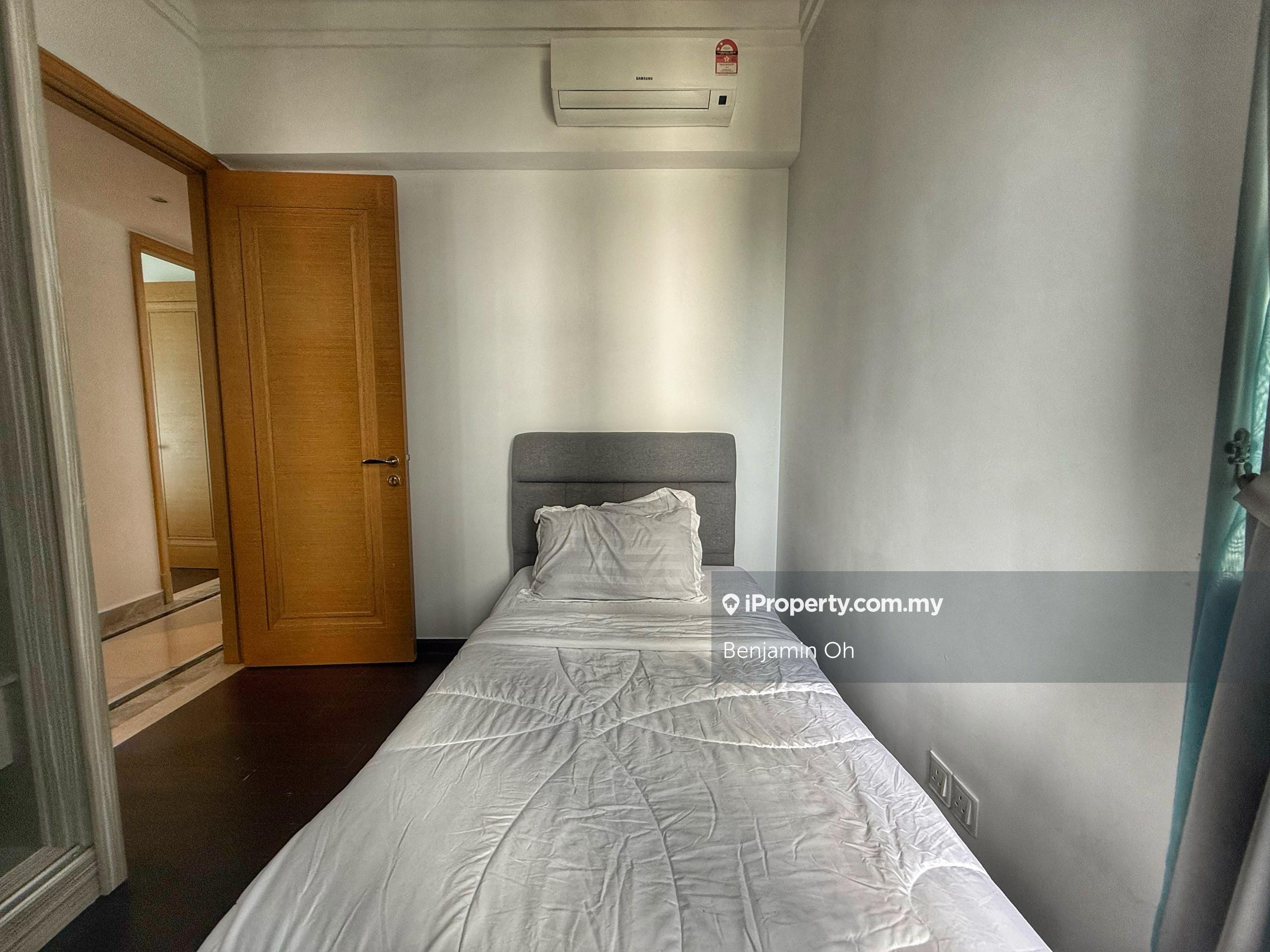R&F Princess Cove, Jb Town, Walking Distance Ciq, Fully Furnished, Sg