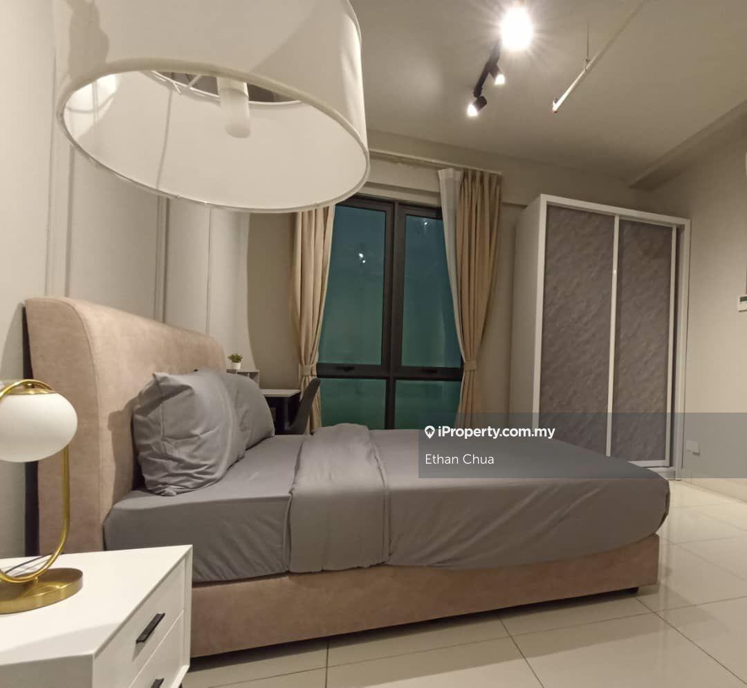 Edumetro subang jaya segi college walking distance to BRT/Sunway