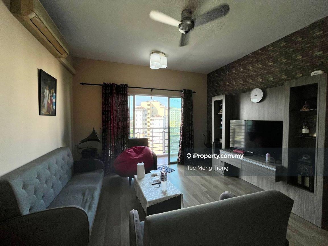 M tiara 3 bedroom unit for rent
