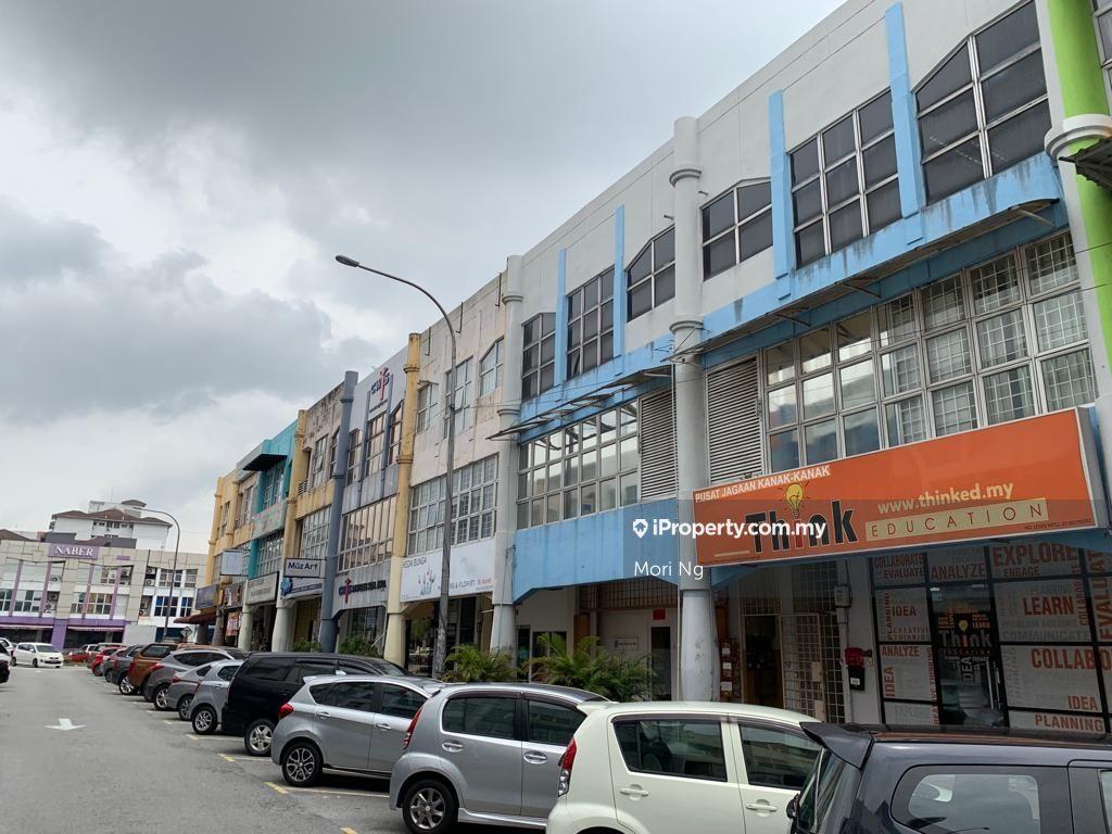 USJ 21 3 Storey Shoplot for Sale