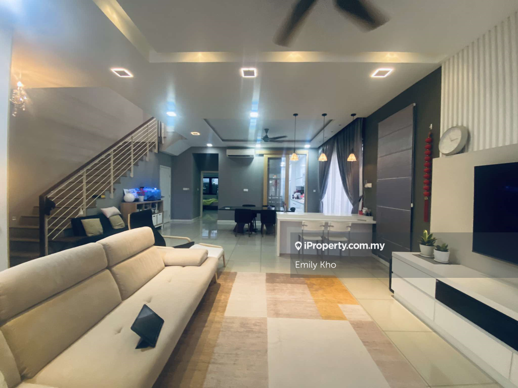 Endlot Full Renovated Akasia Cahaya Alam Sek U12 Shah Alam