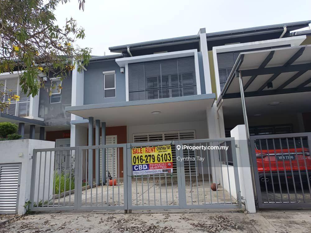 Superlink terrace house 24x80 in gated guarded in Seremban town