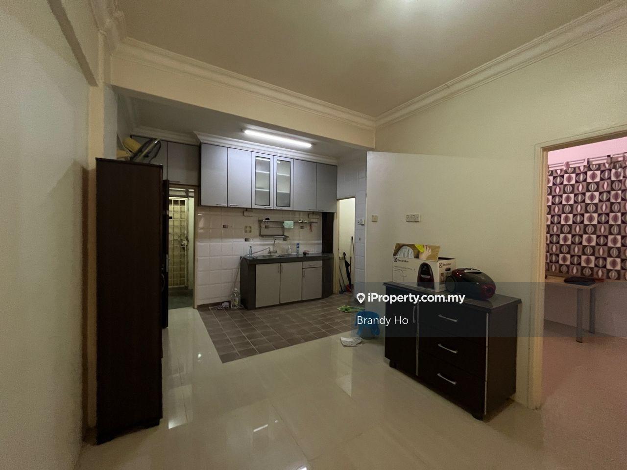 Pangsapuri segar perdana apartment batu 9 cheras near mrt station