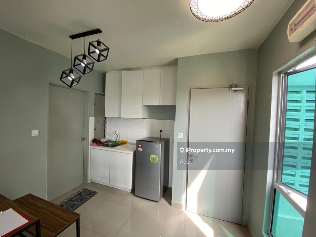 Partial Furnished - Sentrovue B Service Apartment, Puncak Alam