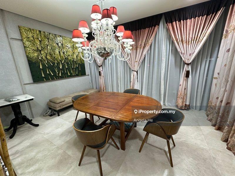Luxury House To sell @ The Troika Condominium KLCC KL City Centre