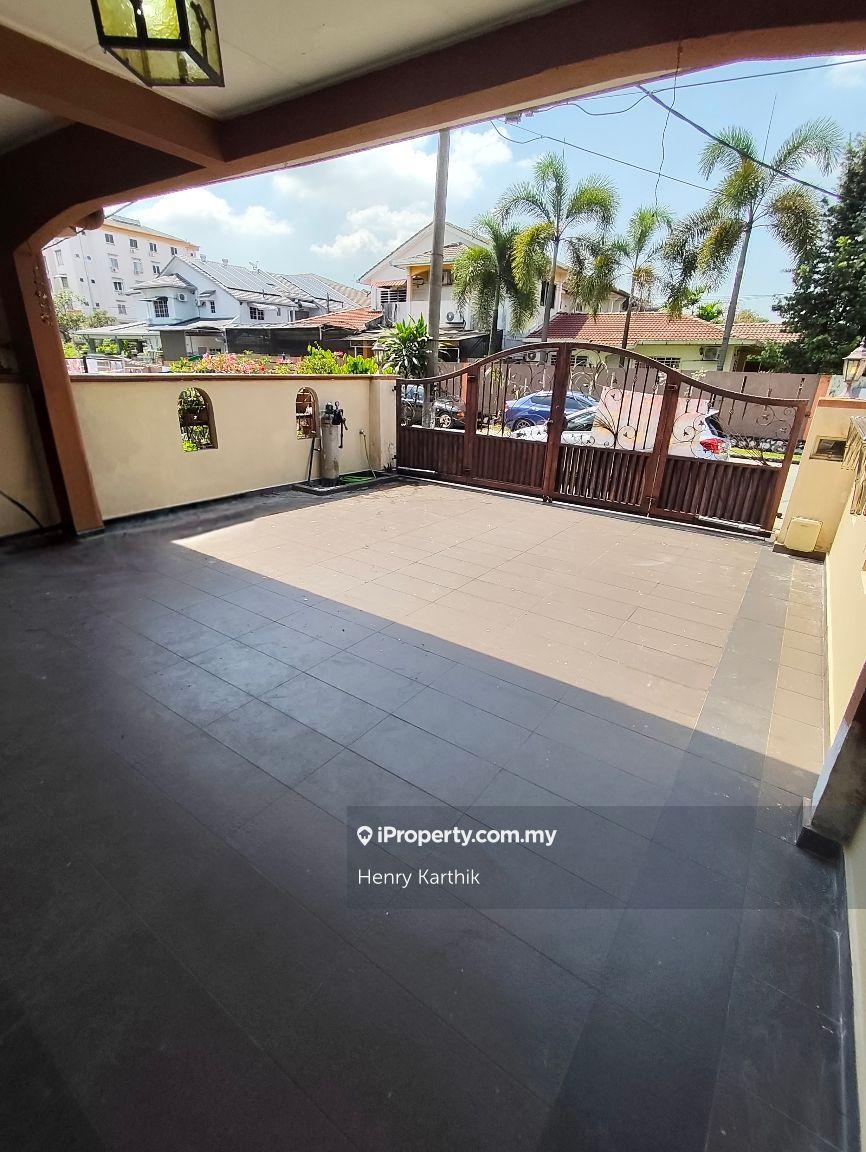 USJ 14 2-Storey House Renovated