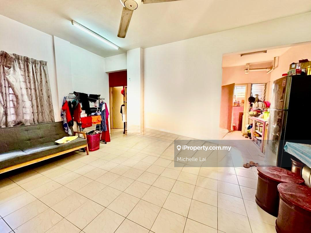 Randa Ground floor for sale