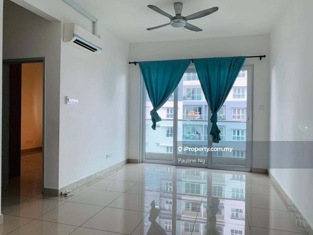 Season Apartment @ Larkin unit for sale