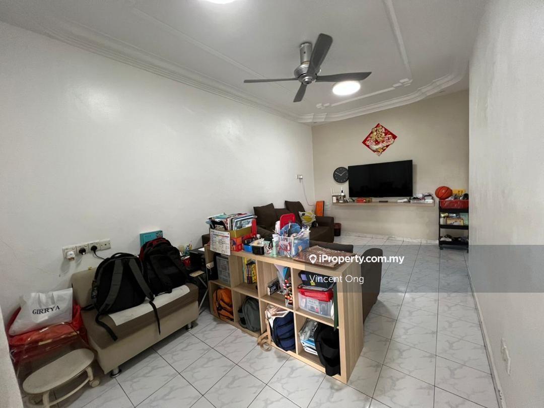 Single Storey House for sale @Taman Sri Saujana , Kota tinggi