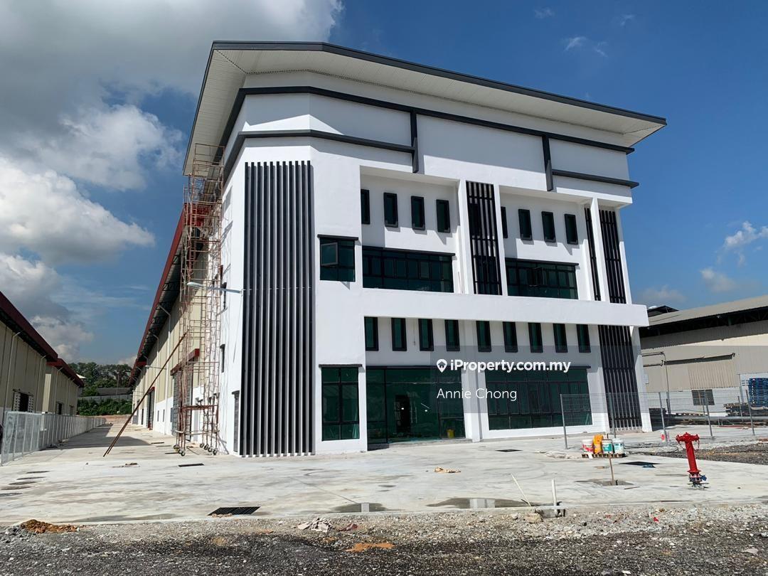 Subang, Shah Alam. Big Warehouse for Rent