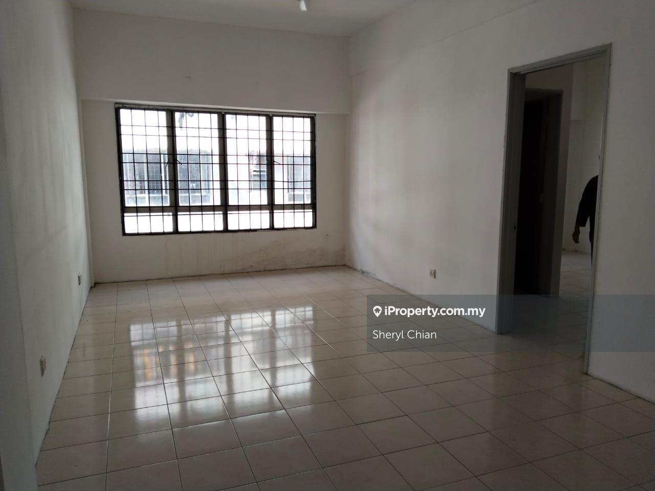 Dataran Otomobil Apartment For Rent