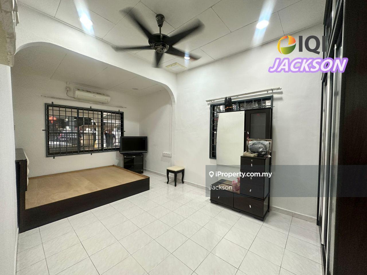Taman sejahtera corner good condition for rent