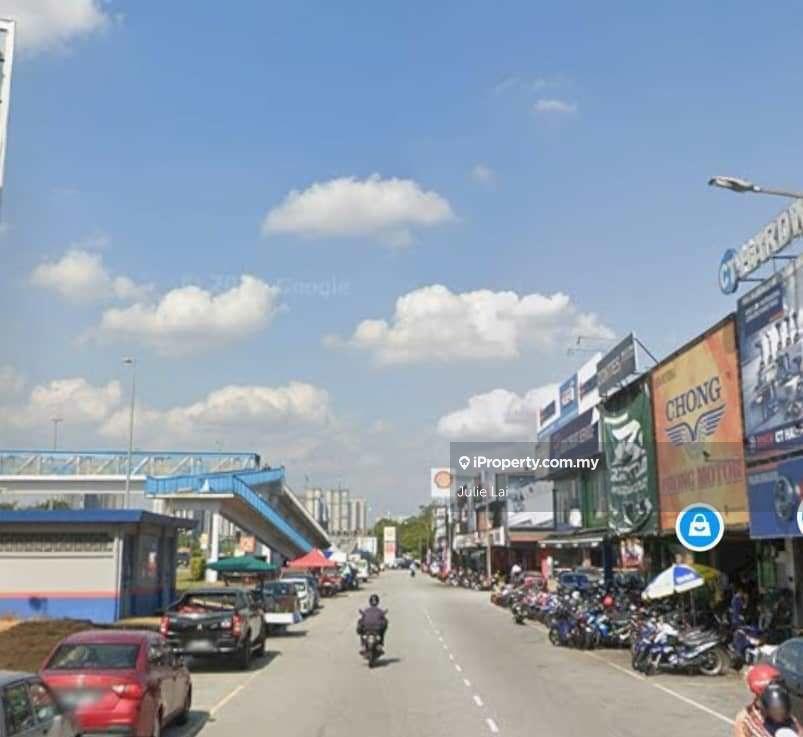 Facing Mainroad Pjs 1 Petaling Utama