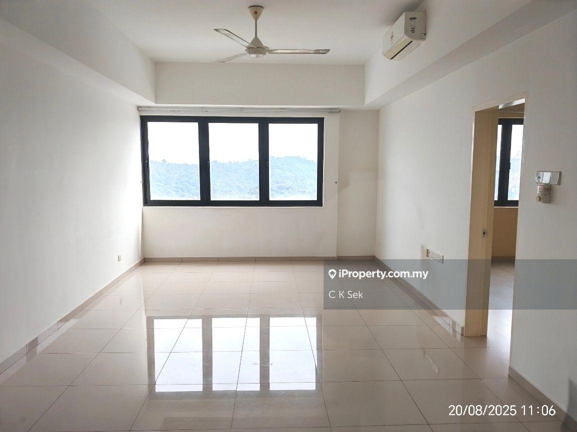 Partially furnished studio with 2 carpark lots