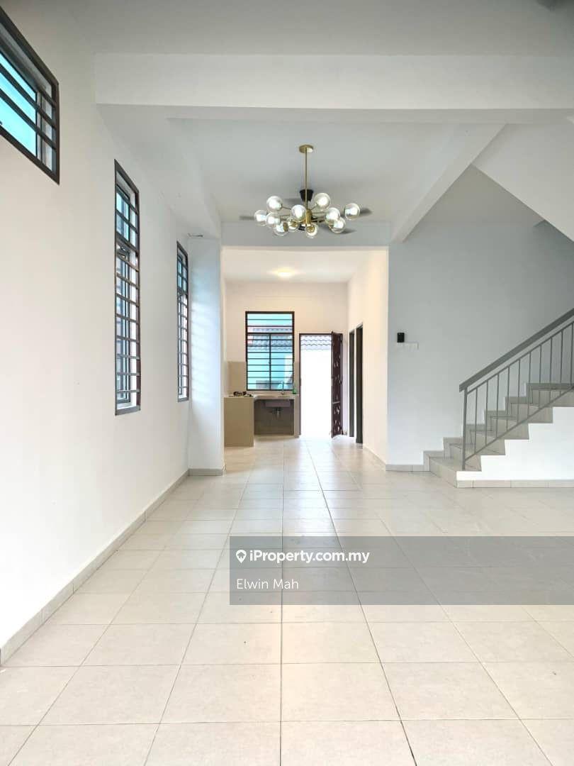 New Unit & Table Top 2 Storey End Lot With Fully Grill Call Elwin View