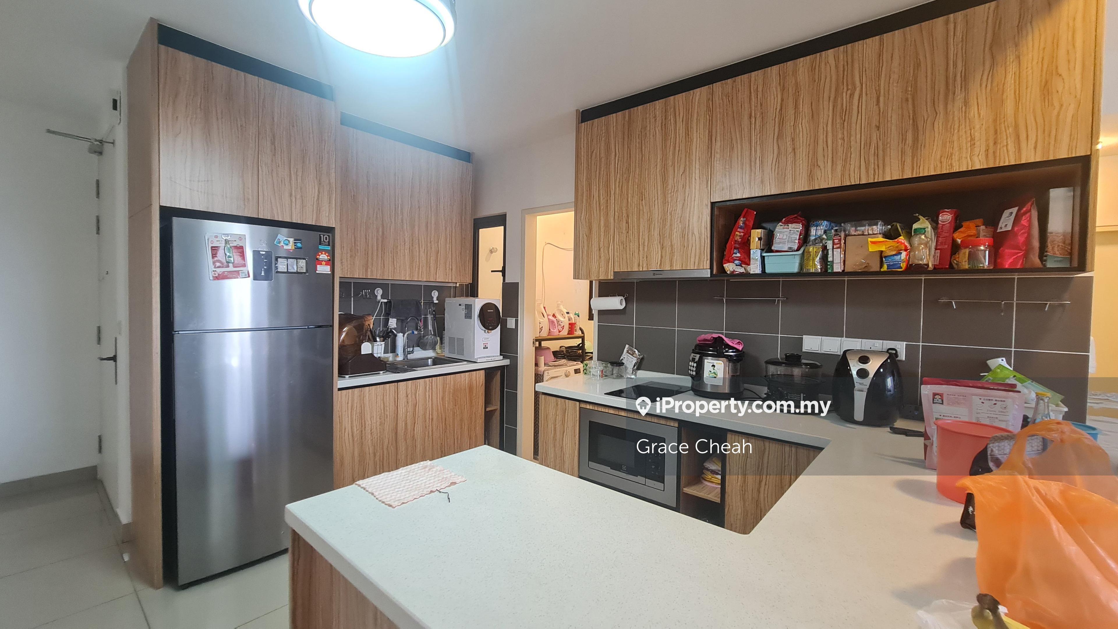 KL city view and good environment for own stay and invest.