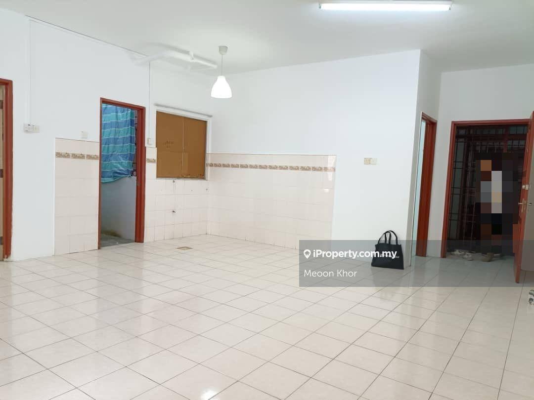 Good Condition, Well Kept, Newly Painted, High Floor 