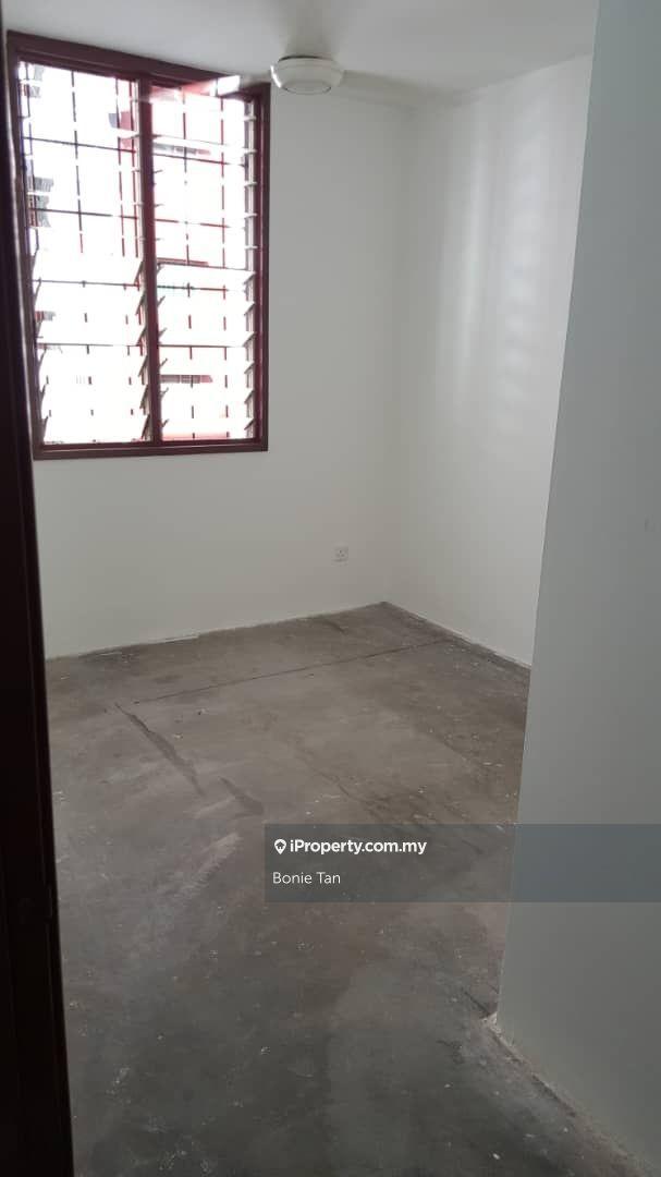 Abdullah hukum apartment for rent 