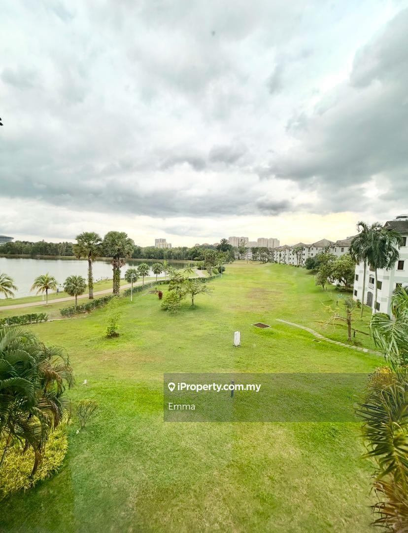 Cyber Heights villa,Cyberjaya, 2nd floor, Unit facing lake, Rm380k