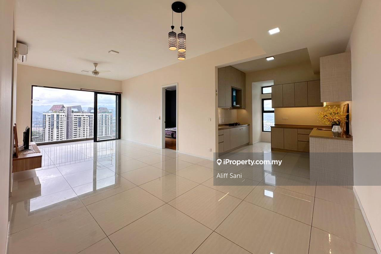 Near LRT Renovated Unit